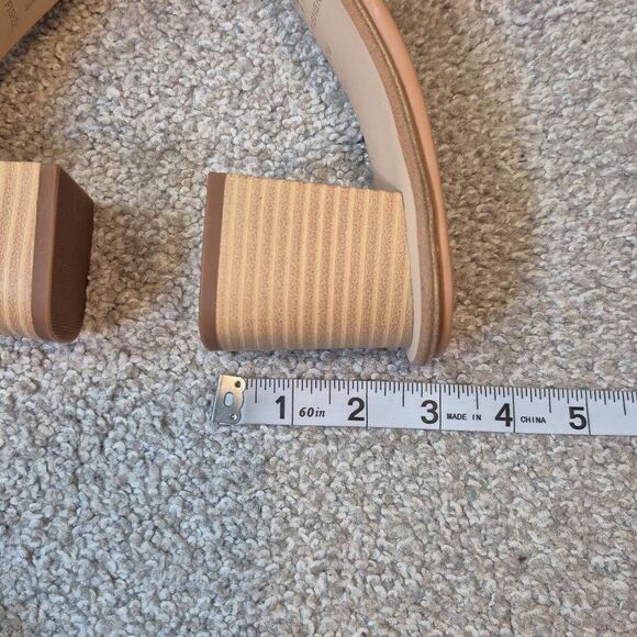 Marc Fisher Women's Alane Heel Sandals Size 10 - Picture 5 of 6